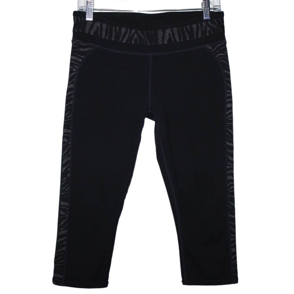 Fabletics Black Gray Zebra Pull On Elastic Stretch Cropped Capri Leggings Size M